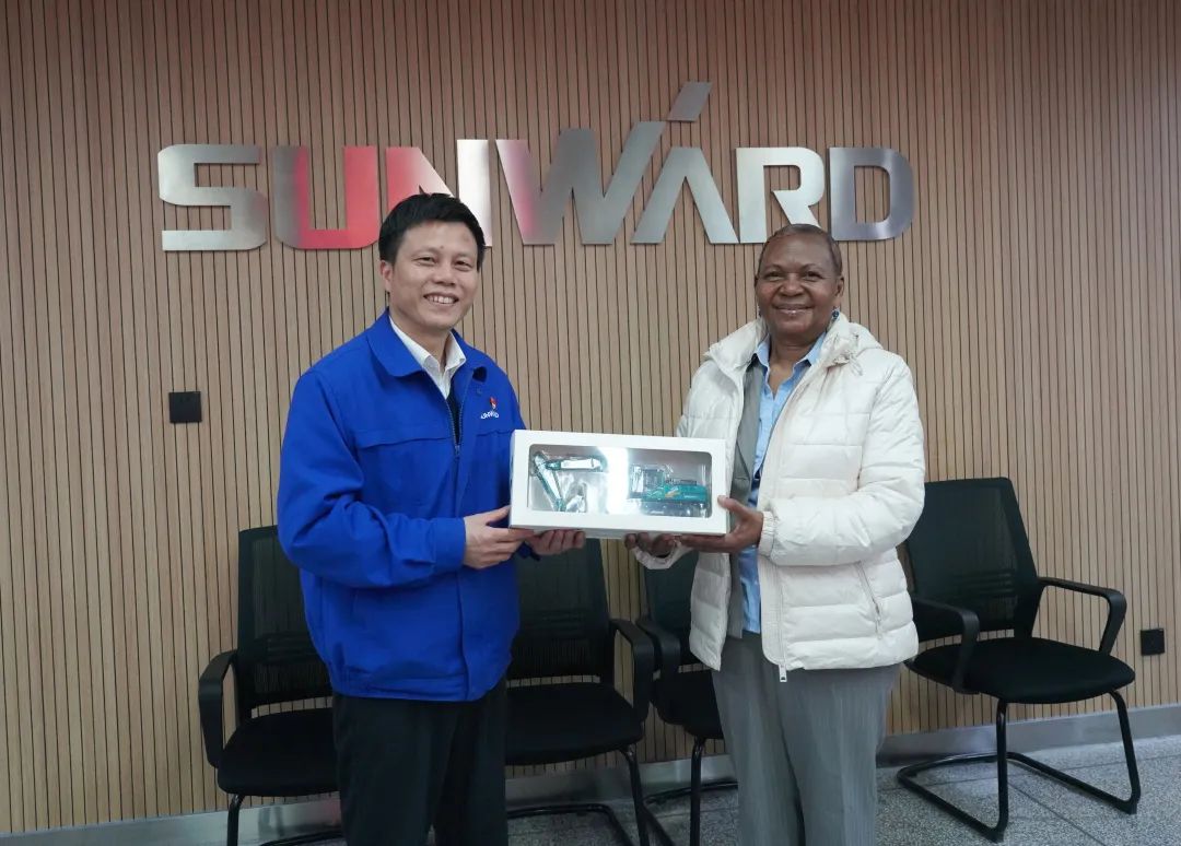 乌干达驻华大使到访k豆钱包智能