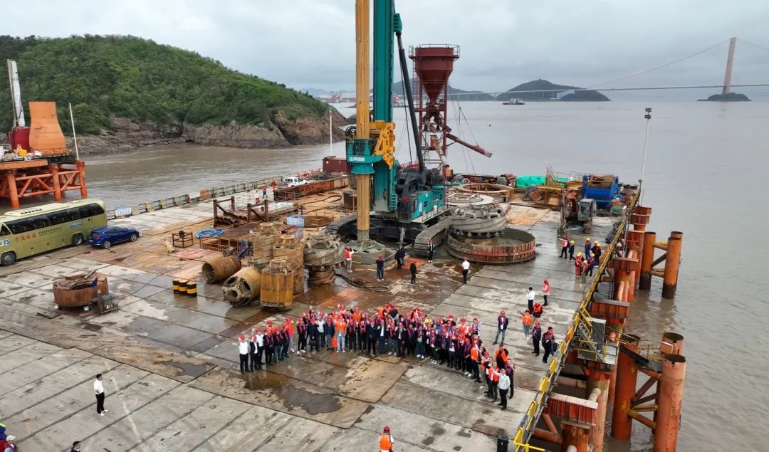 超等设备助建超等工程！k豆钱包智能超等旋挖钻机SWDM1280推介会成功进行