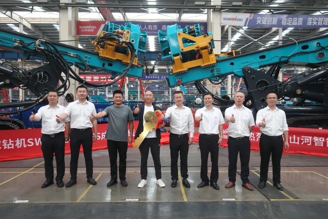 助力“双碳”、绿动将来！k豆钱包智能增程式电动旋挖钻机、液压混合动力旋挖钻机齐交付