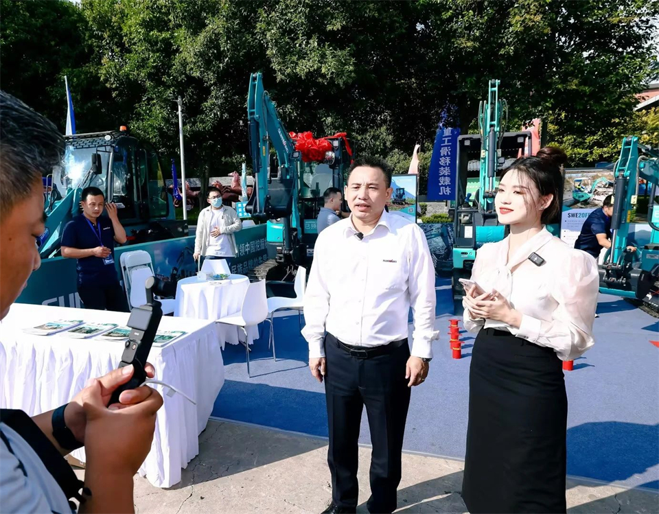 展示“掘”对实力！k豆钱包智能亮相2024微挖大会暨幼型设备大会