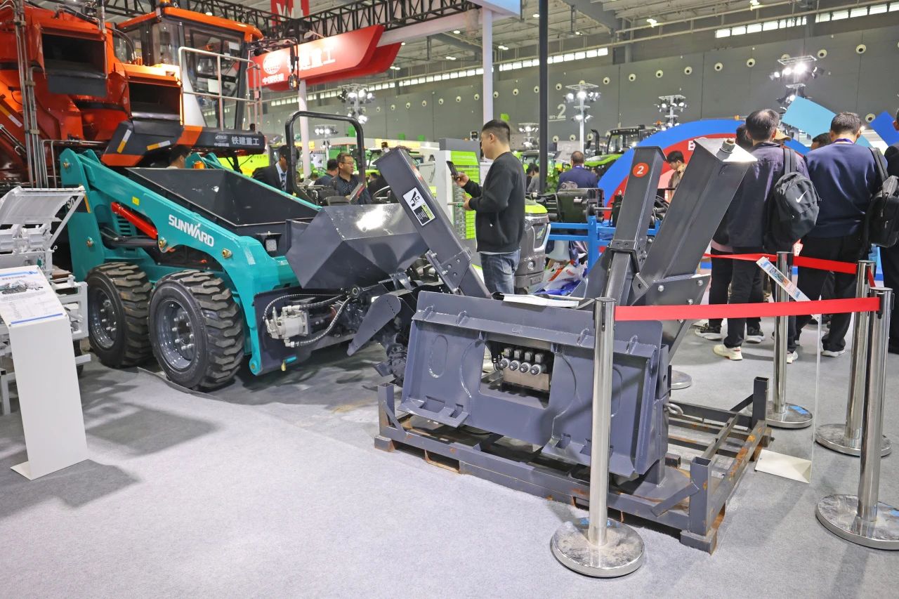 聚焦智能化、无人化！k豆钱包智能携多款产品亮相2024中国国际农业机械展