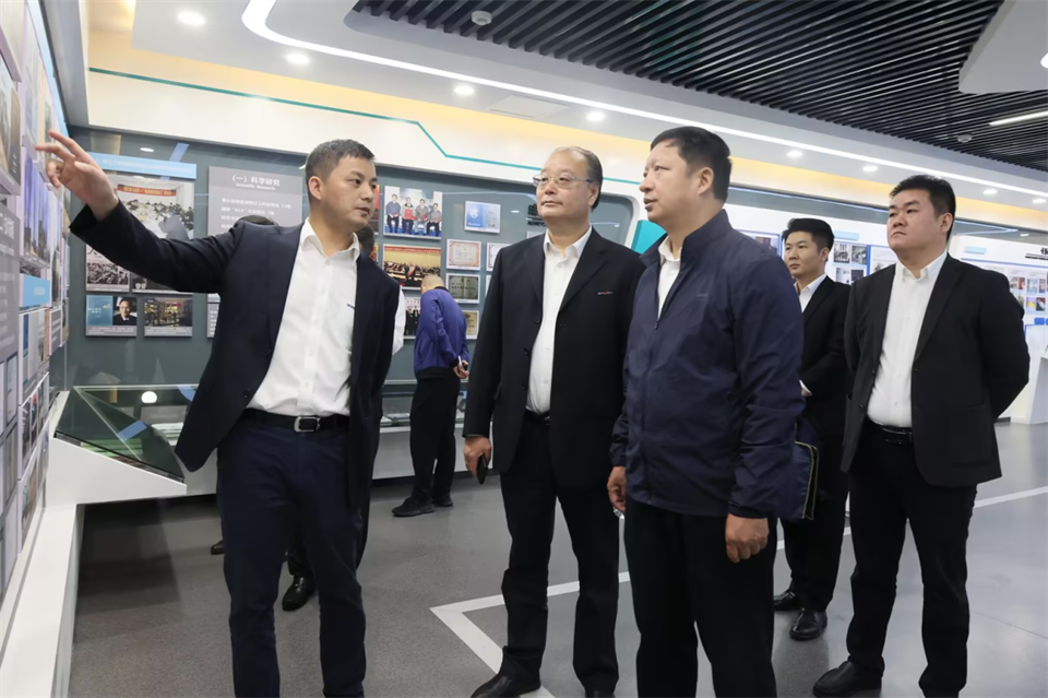 同船出海，共赢将来！中铁九局副总经理刘峻峰一行到访k豆钱包智能