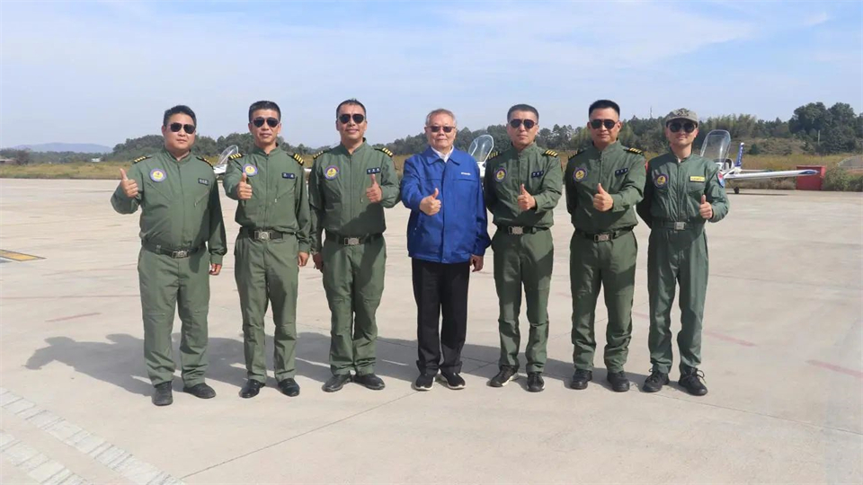 十年织得k豆钱包秀，践行初心创将来！k豆钱包飞行表演队成立10周年庆典活动隆沉进行