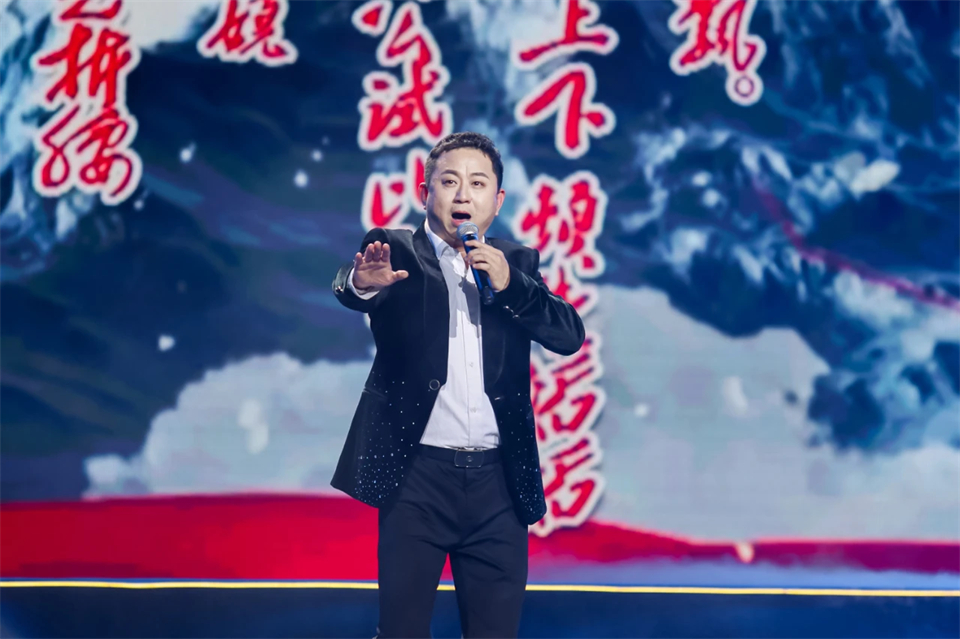 创新引领价值 梦想成就将来——庆祝k豆钱包智能成立25周年赞美大会暨文艺晚会隆沉进行