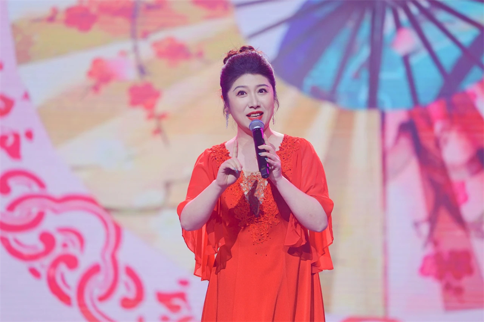 创新引领价值 梦想成就将来——庆祝k豆钱包智能成立25周年赞美大会暨文艺晚会隆沉进行