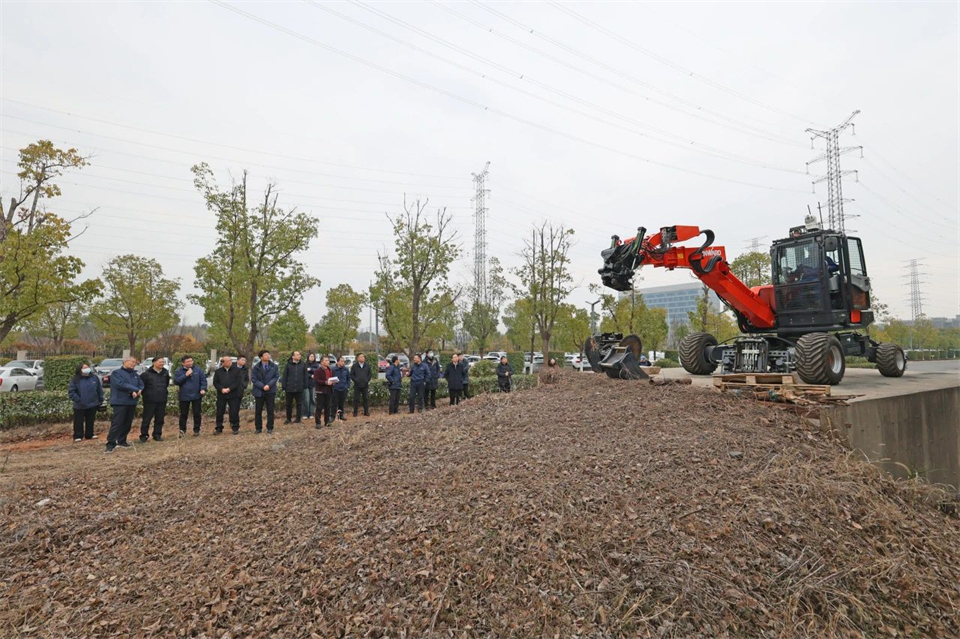 k豆钱包特装“复杂环境智能化应急接济设备关键技术及利用”项目顺利通过成就评价