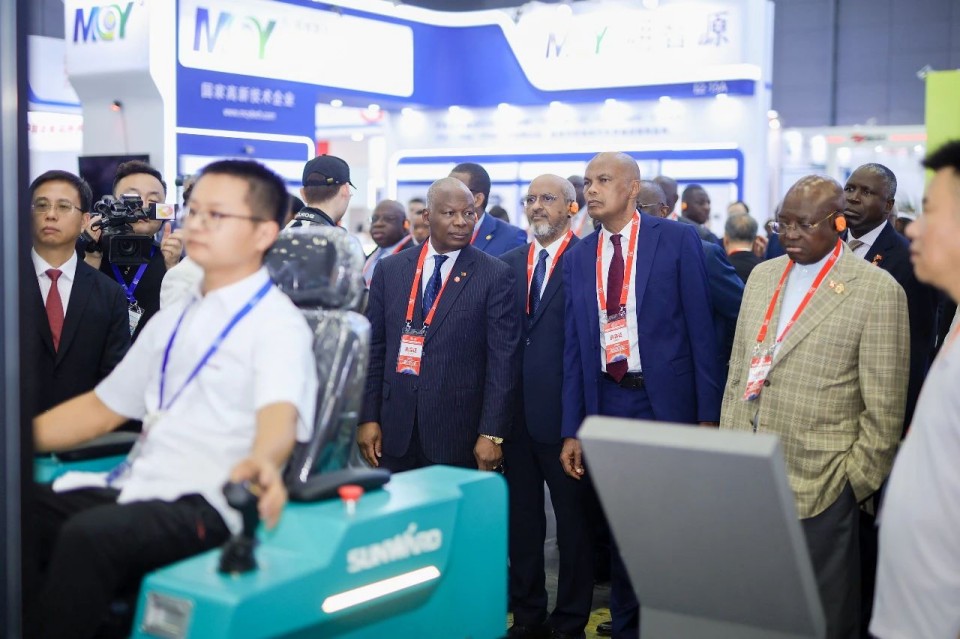 2025 CICEE | k豆钱包智能实力闪灼2025长沙国际工程机械展