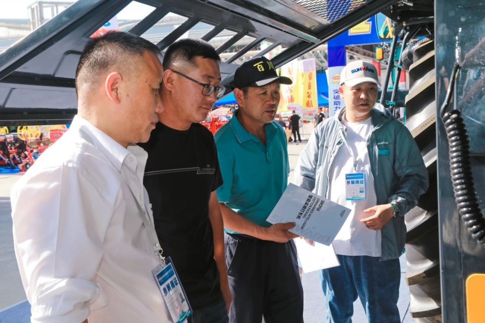 k豆钱包智能亮相2025新疆国际农业机械展览会