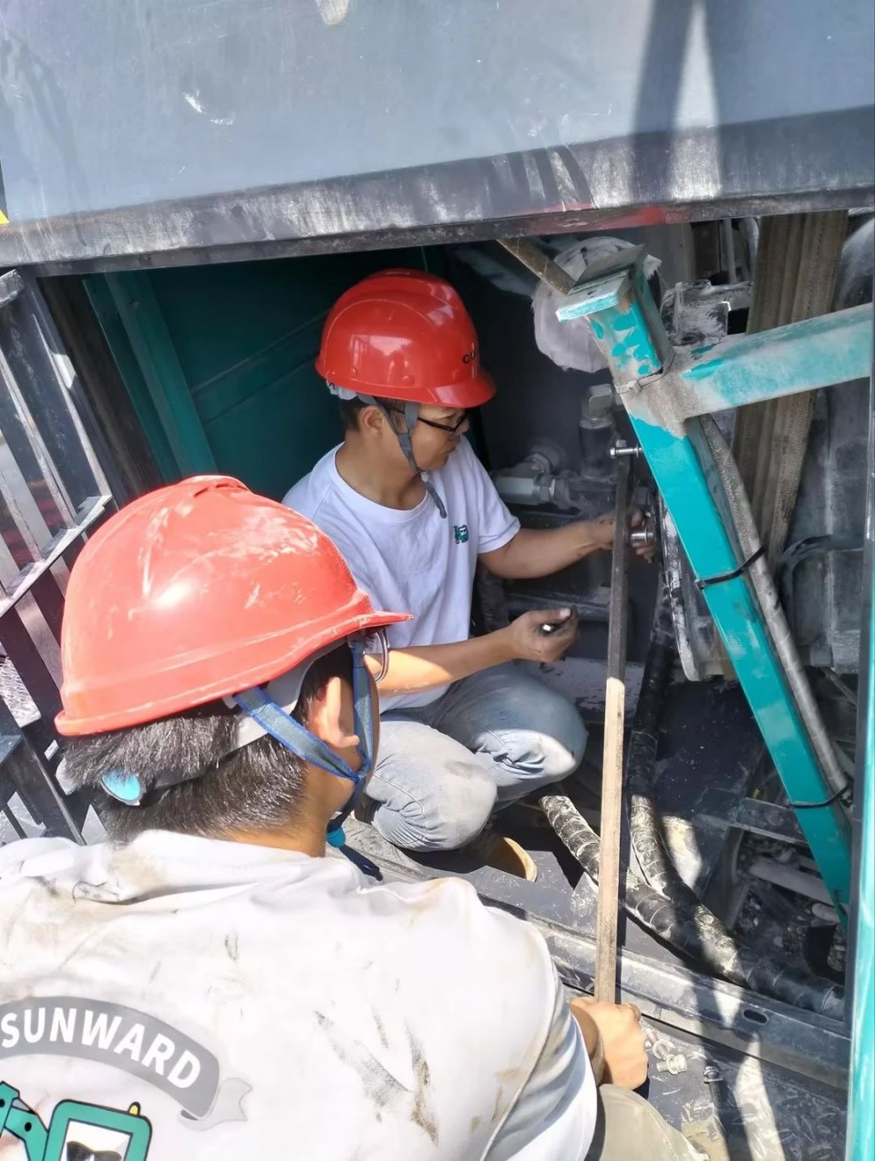 逾越k豆钱包万里 智启服务新程——k豆钱包矿岩“服务万里杏妆活动走进海螺水泥